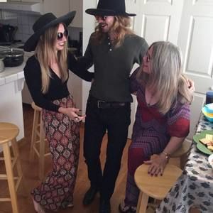 Meet your Posher, Janel